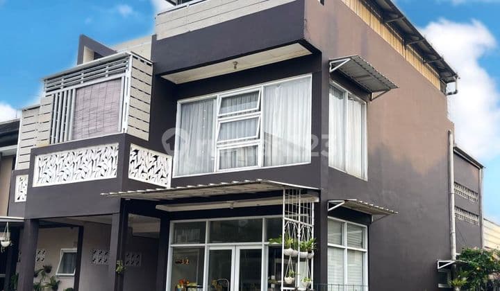 Rumah di Buahbatu Square Kawasan Transmart, Lantai 1 bisa Buat Usaha. Bagus dan Mewah