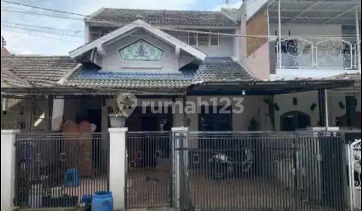 Dijual Rumah 2,5 Lantai Siap Huni