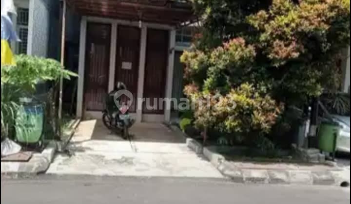 Rumah Full Furnished Di Cherryfield Bojonģsoang