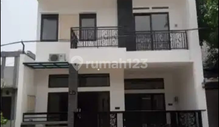 Rumah Siap Huni Semi Furnished 2 Lt Di Buah Batu Regency