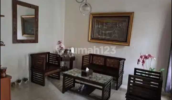 Disewakan Rumah 2 Lantai Siap Huni – Komplek Margahayu Raya