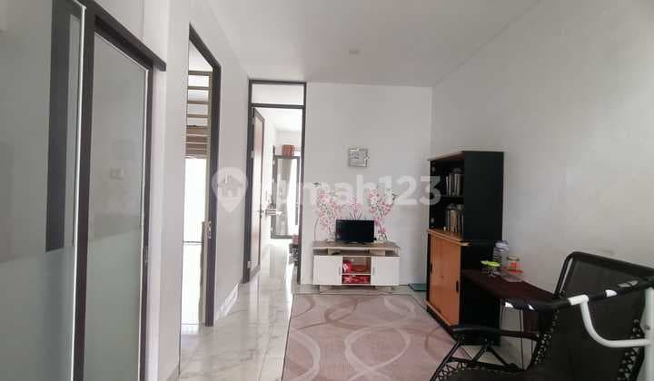 Rumah 3 Lantai Minimalis Modern Ada Kolam Renang Pribadi Arcamanik