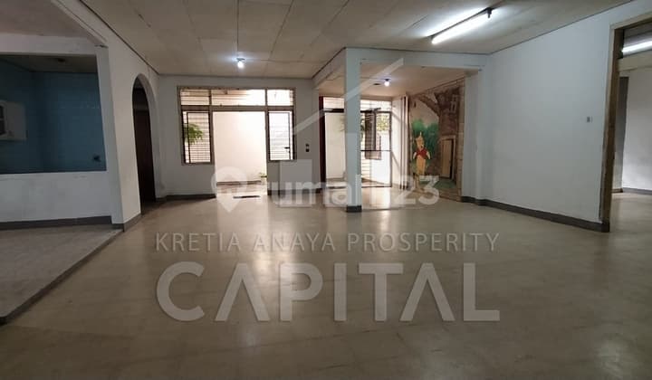 Rumah Plus Kantor Strategis Utk Usaha di Mainroad Holis