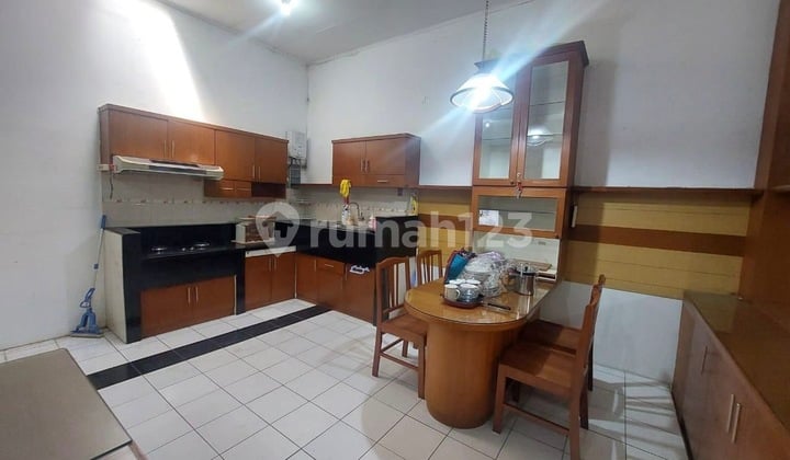 Rumah di Setra Duta Bandung Komplek Perumahan Elite