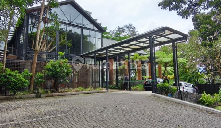 Ruang usaha murah dan bagus di Ciumbeuluit, Bandung