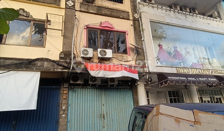 For Sale or For Rent Shop House, Near Level.21