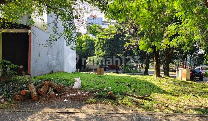 Dijual : Kavling Hoek Tempat Kost Hadap Selatan Dan Timur, Lt 13 X 14 ( 177) M2 Di Kluster Foresta Naturalle , Bsd City