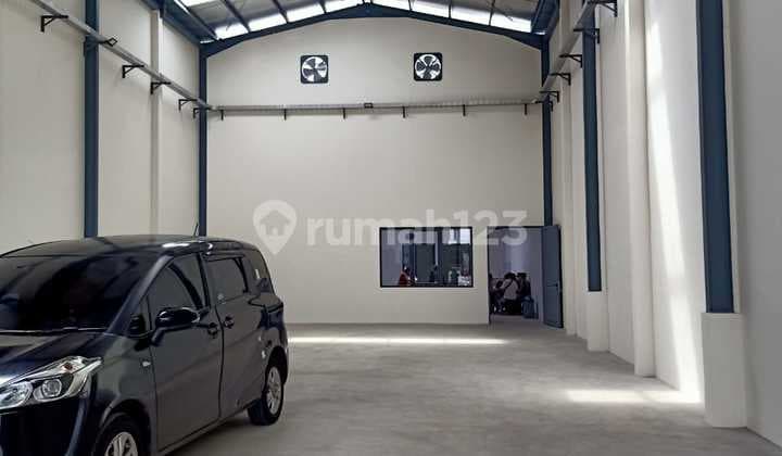 Gudang Baru & Bersih Lokasi Premium Jalan Raya Kopo Katapang