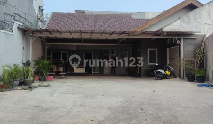 Gudang Bekas Eks gudang kain di Sumbersari Bandung