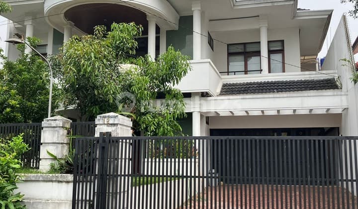 Rumah Bagus Asri Mewah Murah di Cipaku, Bandung