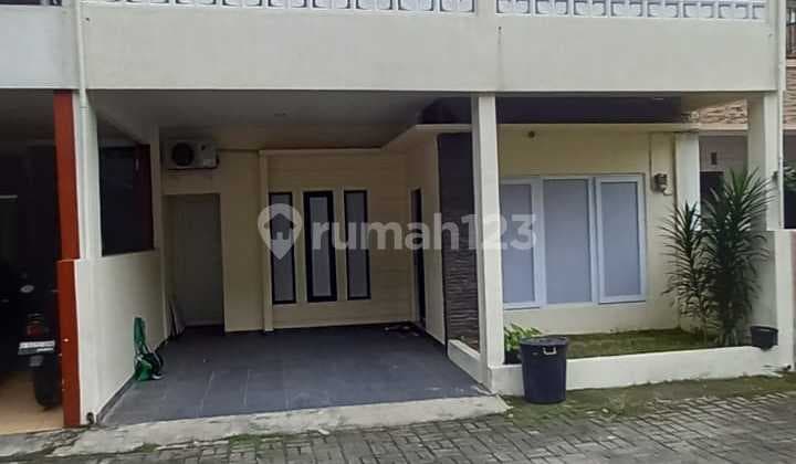 Rumah Disewakan di Pangkalan Jati, Fully Furnished.