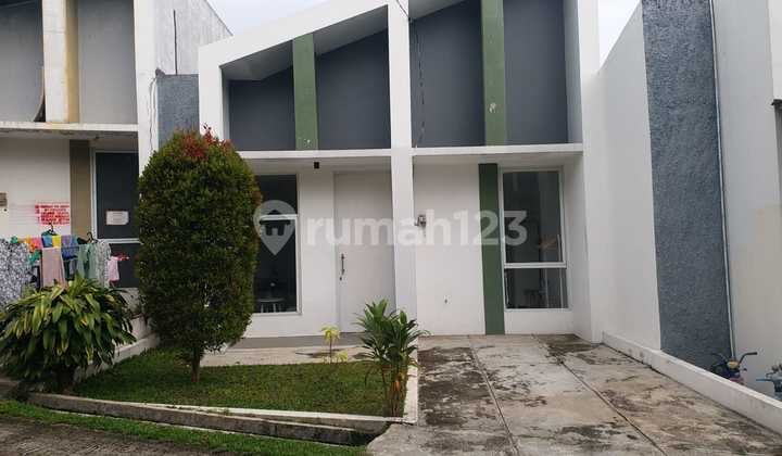 Rumah Bagus Unfurnished Dalam Cluster di Sawangan, Depok