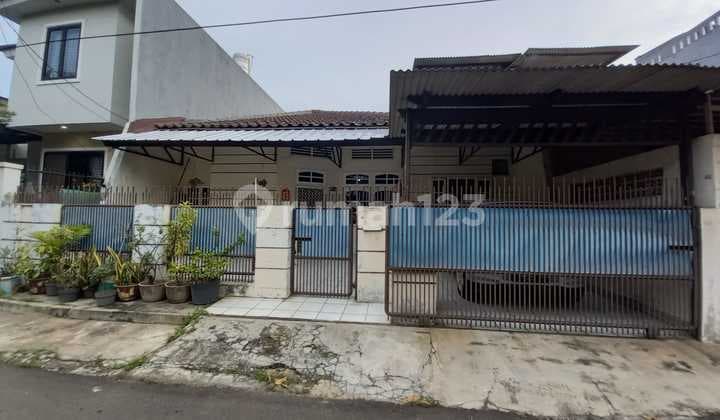 For Sale: 10x15 House in Citra 1, West Jakarta