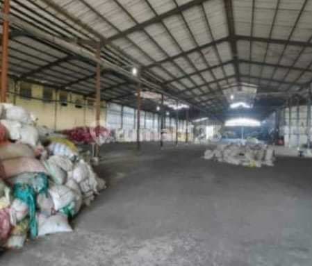 Cheap Warehouse for Sale on Jalan Kemiri, Tangerang - Bank Non-Performing Asset