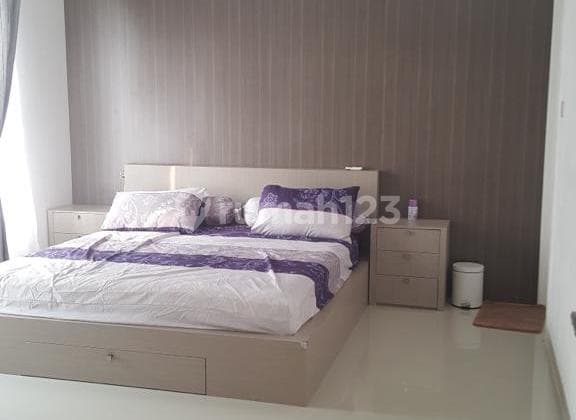 Rumah Cantik di Gading Serpong Siap Huni Kondisi Full Furnish