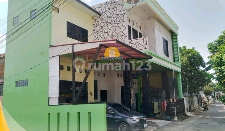 Bangunan Seperti Baru Nyaman di Hook Strategis