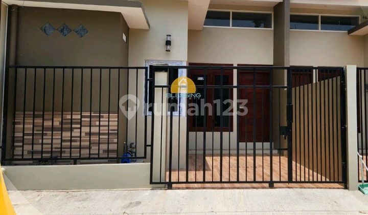 Dekat Bandara Dekat Pelabuhan Dekat Mall The Park Dekat Pasar Tradisuonal