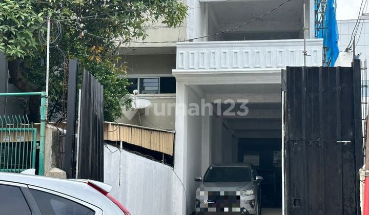 Dijual Gudang Luas Lokasi Strategis di Sawah Lio Raya, Jakarta Barat