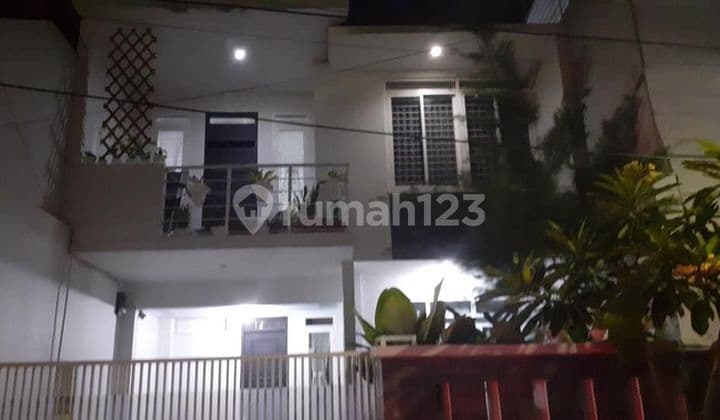 Rumah Minimalis 2,5 Lantai di Duren Sawit Jakarta Timur - Dekat Fasilitas Umum