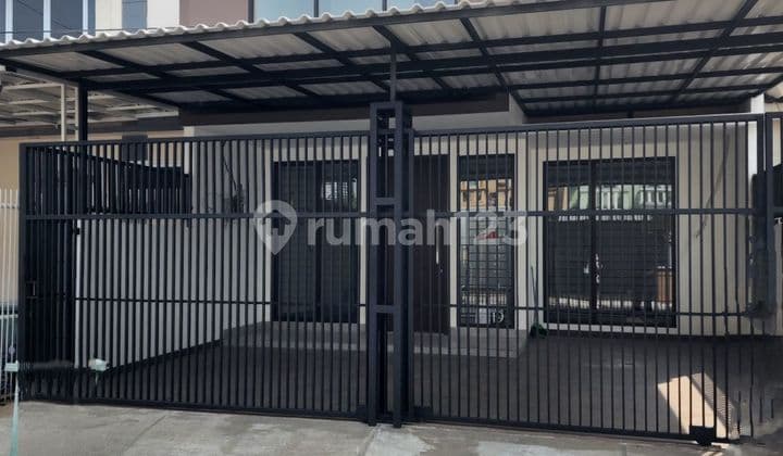 Ready-to-Occupy House in Citra 2, West Jakarta, Strategic Location