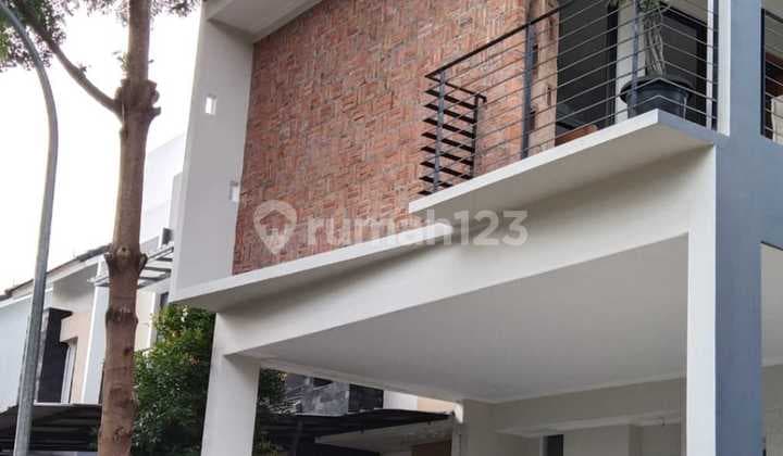Rumah Hunian Modern 2 Lantai di Ayna Residence Graha Raya Siap Huni