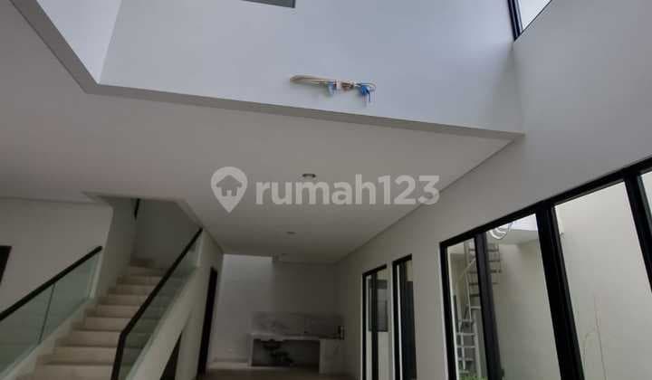 Dijual – Rumah 2 Lantai Summarecon Bandung (cluster Emily)
