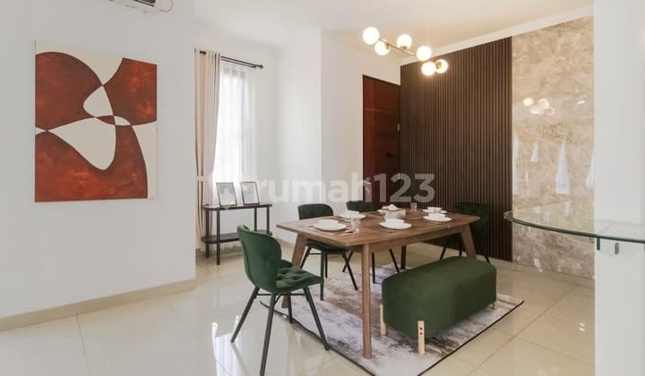 Rumah Mewah Setra Duta Harmony - One Gate System