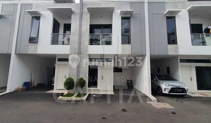 A Comfortable and Move-in Ready Residential House on H Alpi Street, Bandung Kulon.
