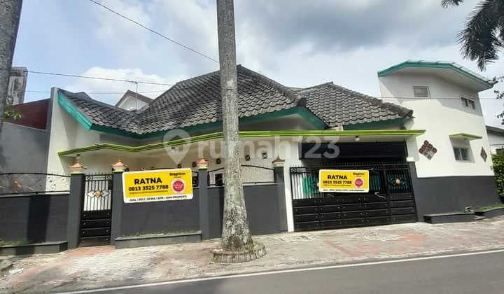 RUMAH MEWAH 0 JALAN