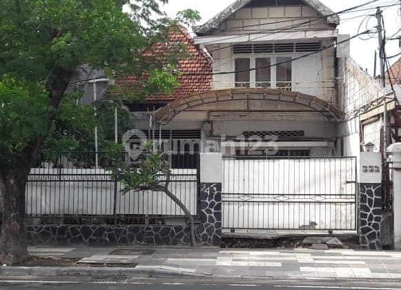 Flood-Free, 2-Story House, Freehold Title, Near Tourist Attractions, on Raya Darmo