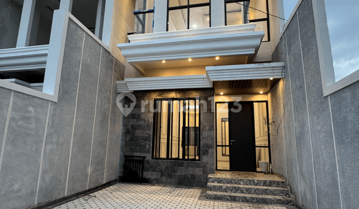 Rumah Baru Bagus Siap Huni Wonorejo 15 Menit Bandara Juanda