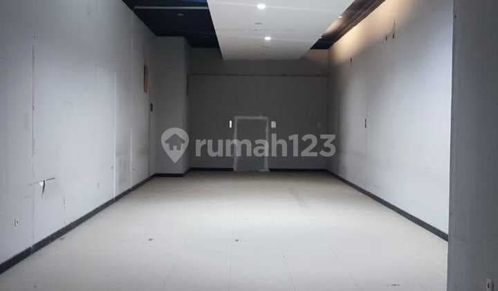 Gedung Ruang Usaha Ruko 5 Menit Dari Simpanglima Parkir Luas Jalan Utama