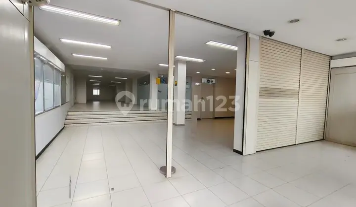 Ruang Usaha Ruko Toko Showroom Brigjen Sudiarto