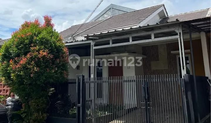 Di Jual Rumah Murah SHM Komplek Cilebut Asri Bogor