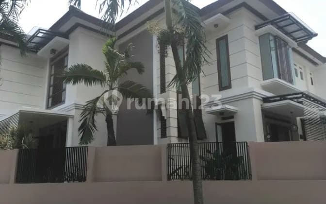 Di Jual Rumah Mewah 2 LT SHM Bebas Banjir Perumahan Mandar Bintaro.semi Furnised