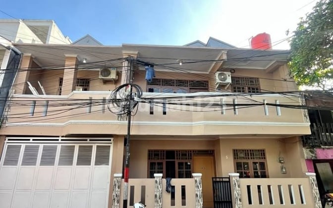 Di Jual Rumah 2 LT SHM Johar Baru Jakarta Pusat