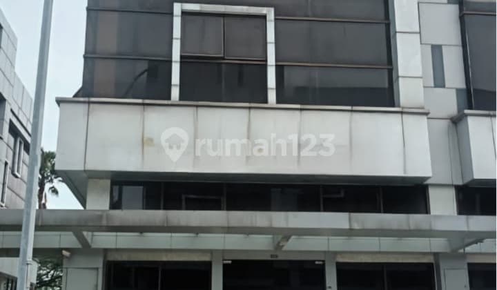 Ruko 3 Lantai Lokasi Strategis Posisi Hook di Jgc Cakung Jakarta Timur