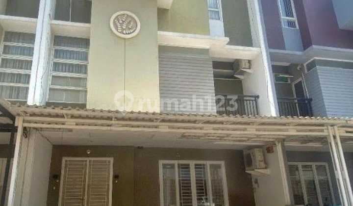 Rumah Siap Huni 3 Lantai dengan Rooftop di Kelapa Gading - Rapi & Renov