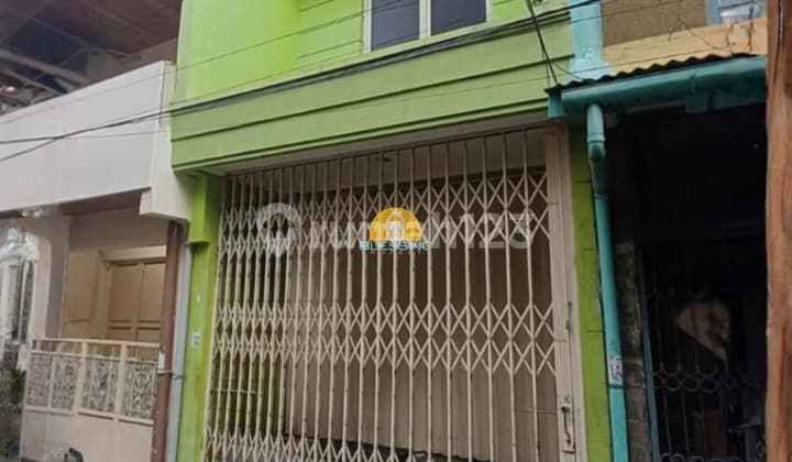 Ruko Startegis Siap Pakai Usaha di Jalan Pasar Baru