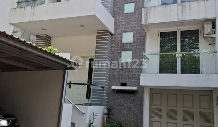 Comfortable Ready-to-Occupy Home in Strategic Location at Daan Mogot Baru