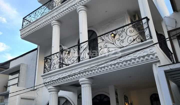 Dijual Rumah Mewah Di Antapani - Bandung Timur