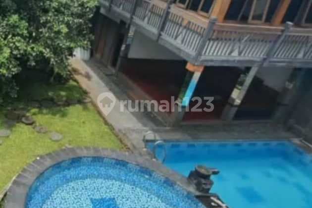Rumah Mewah Kolam Di Setiabudi Regency Luas Elegan Siap Huni