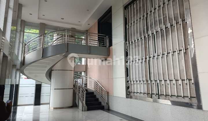 Gedung 3 Lantai Di Lokasi Premium Hoek Batununggal – Cocok Untuk Kantor / Usaha