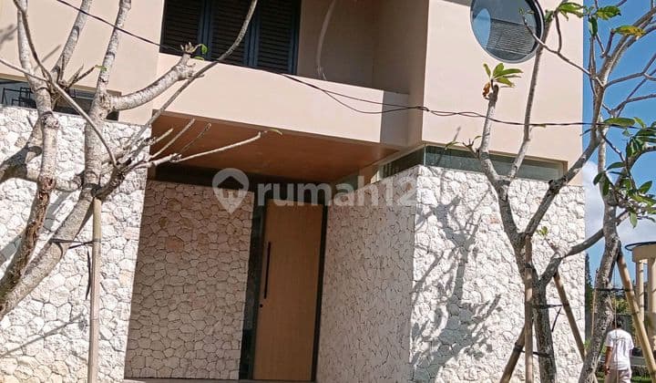 Rumah Dengan 3 Kamar Tidur