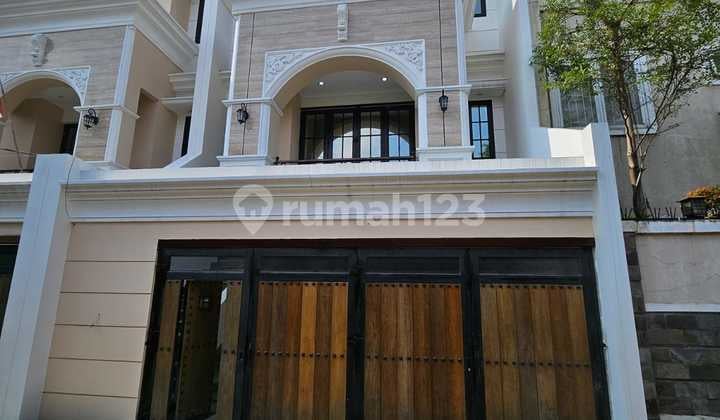 Dijual Cepat - Rumah Modern Klasik 4 Lantai + Rooftop & Private Pool | Pejaten, Jaksel