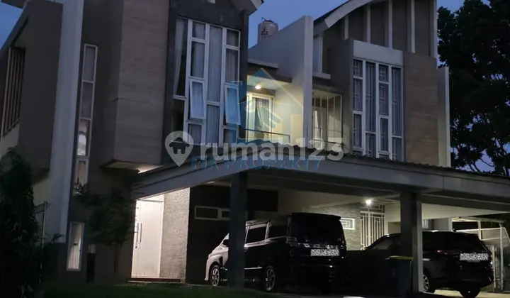 Rumah 3 Lantai di Rancamaya di Jual Full Furnish The Class
