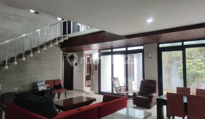 rumah minimalis dan mewah di Kumala Garden, Pasteur Bandung