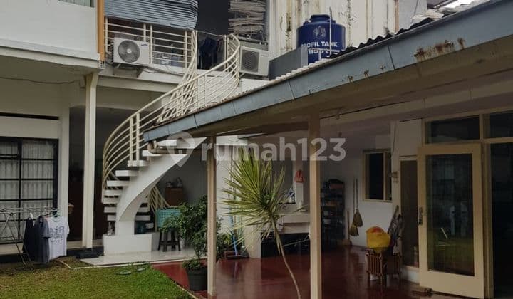 Rumah Belanda Heritage Kelas C Mewah Modern dan Cantik di Sayap Riau Bandung