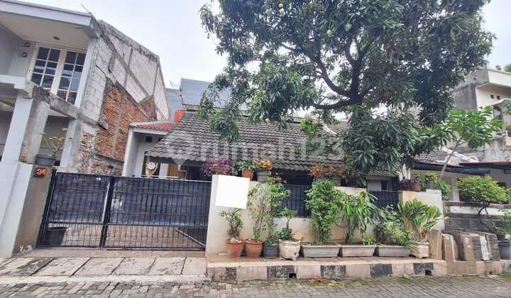 For Sale Ready-to-Occupy House in BSK Kalimalang Complex, Bekasi