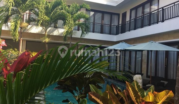 Villa 5 Bedroom di Bali Cliff Ungasan hanya 6 menit ke Melasti